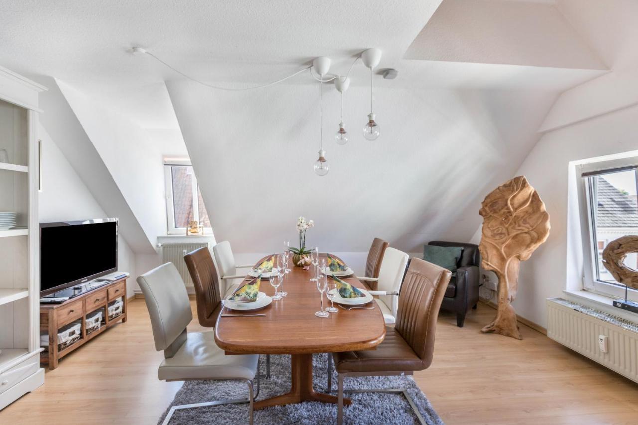 Blumenhaus-Apartment Friedrichstadt Exterior photo
