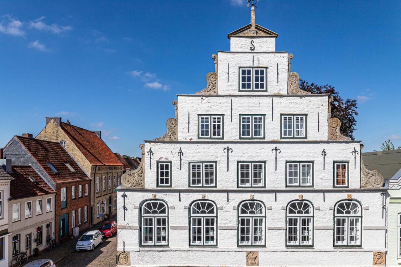 Blumenhaus-Apartment Friedrichstadt Exterior photo