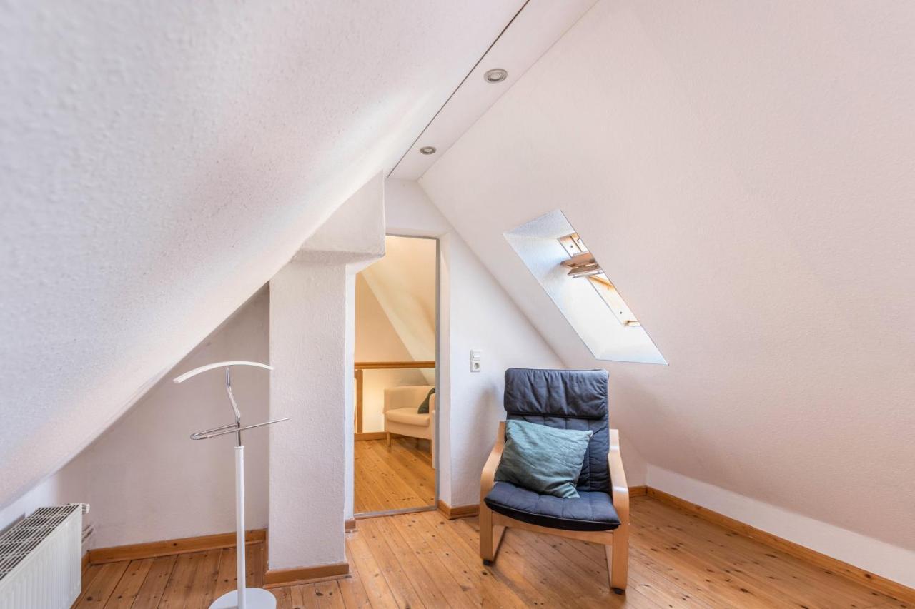 Blumenhaus-Apartment Friedrichstadt Exterior photo